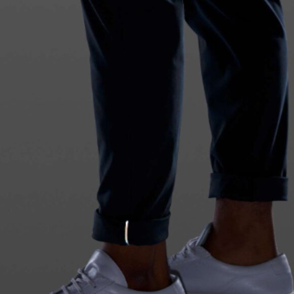 (6320) LULULEMON Commission Pant Slim 30"L *Warpstreme Sz 36W in NAVY *SOME WEAR - Picture 4 of 10